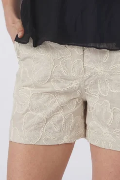 Short Vmmillia Hw Embroidery Shorts